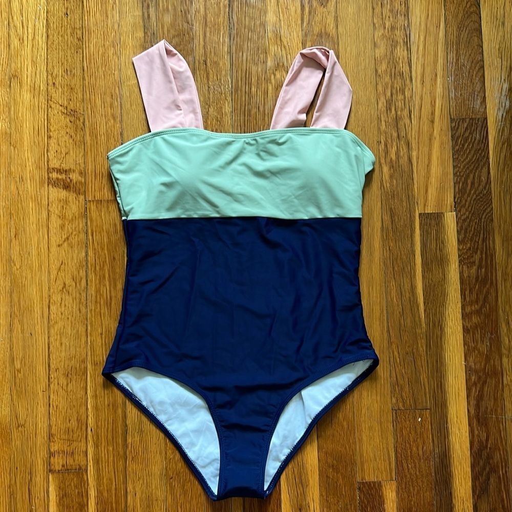Color block one piece